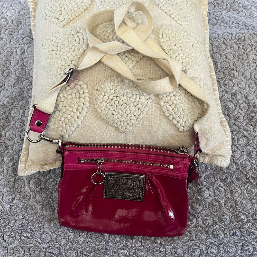 Coach Poppy Swingback Bag - Picture 3 of 8